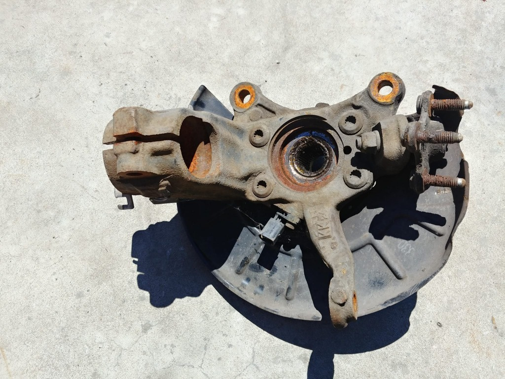 Fuzeta stanga fata 1.9 tdi vw touran 1t1 1t2