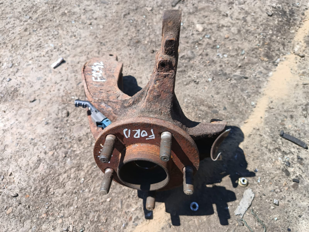 Fuzeta stanga fata 3m51-3k171 Ford Focus 2 [2004 - 2008]