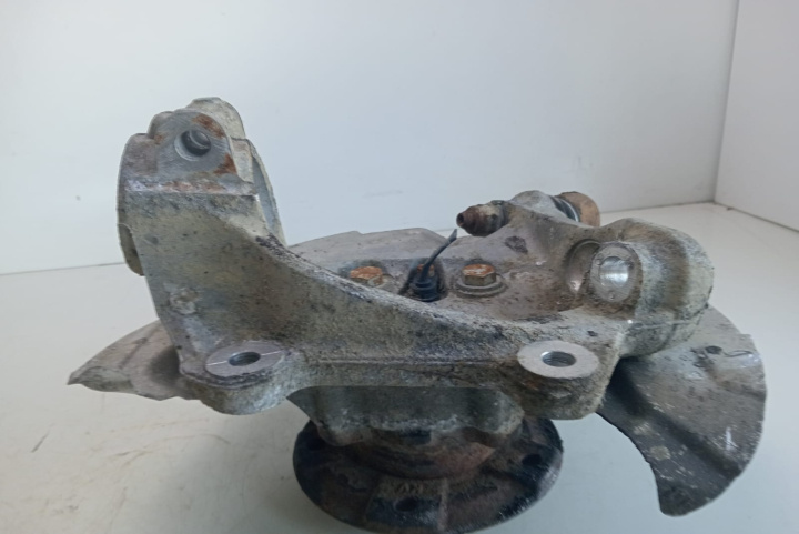 Fuzeta stanga fata 676444303 BMW Seria 1 E87 [2004 - 2007]