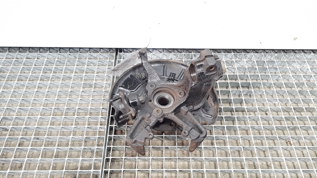 Fuzeta stanga fata, Audi A3 Sportback [Fabr 2004-2013] 1.9 tdi (id:402877)
