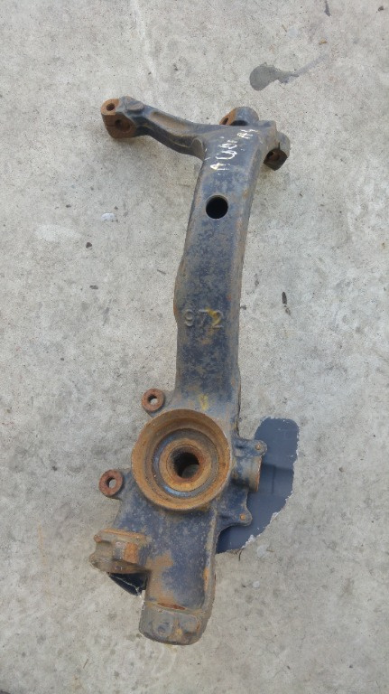 Fuzeta stanga fata audi a4 b5