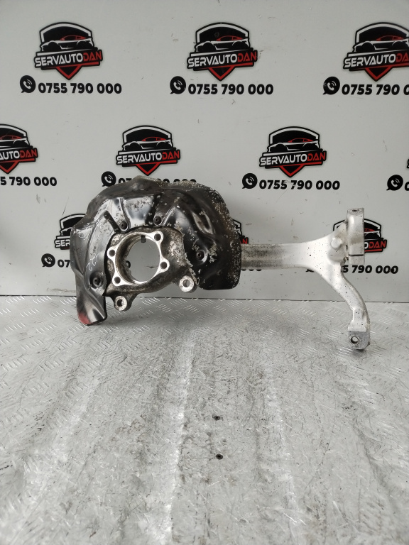 Fuzeta stanga fata Audi A6 (2004-2011) [4F2, C6] 2.0 Motorina 2006, 4F0257