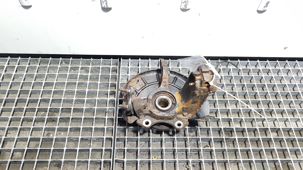 Fuzeta stanga fata cu abs, Skoda Rapid (NH3) 1.6 tdi, CAYC (id:394143)