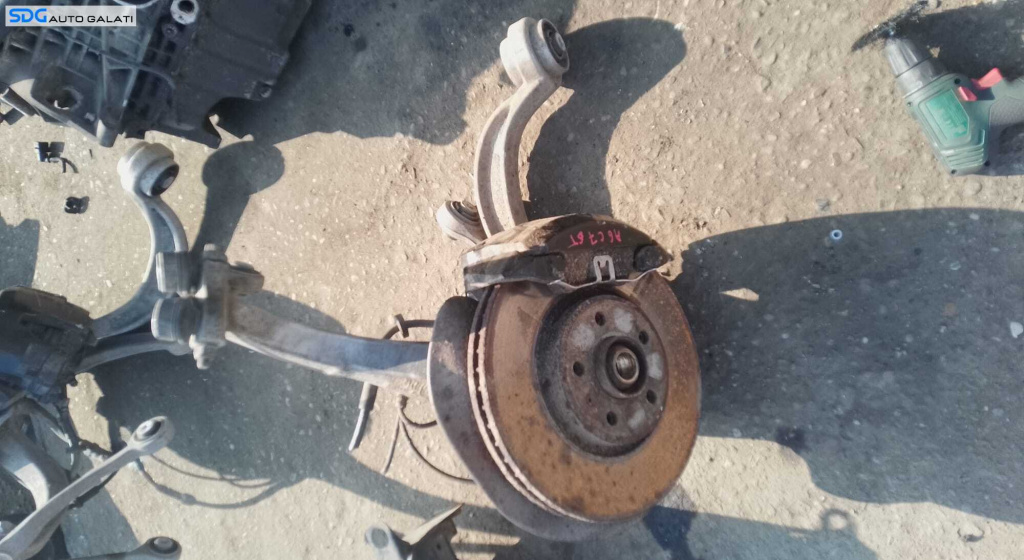 Fuzeta Stanga Fata cu Rulment Audi A6 C7 3.0 TDI 2011 - 2018 Cod 4G0407241D [V0186]