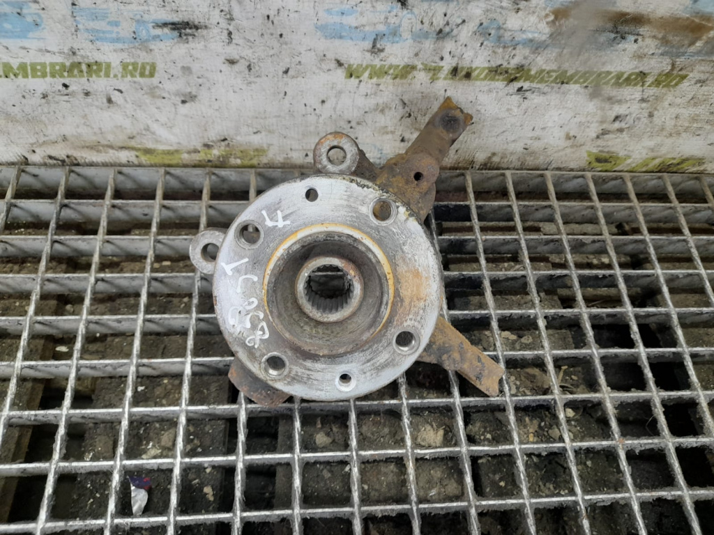 Fuzeta stanga fata Dacia Logan 3 [2020 - 2024] 1.0 tce H4D480
