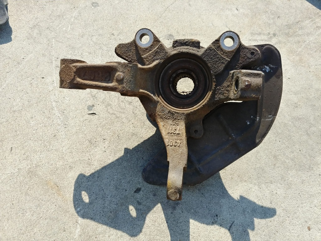 Fuzeta stanga fata fiat doblo 1 1.3 d 1.9 d multijet 51759679