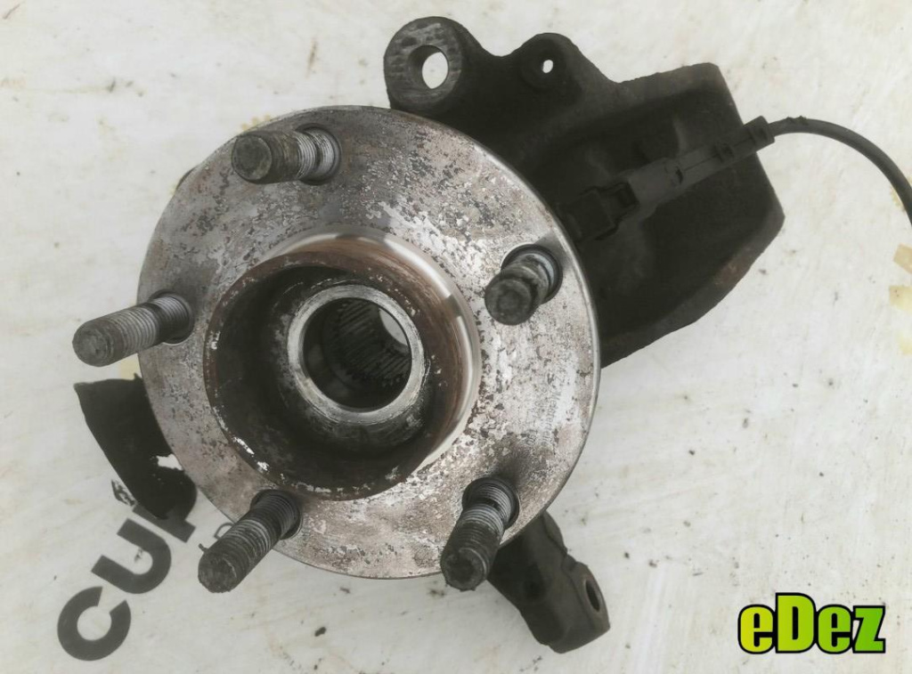 Fuzeta stanga fata Ford C-Max facelift (2007-2010) 1.6 tdci G6DA 110 cp 3M51-3K171-BH
