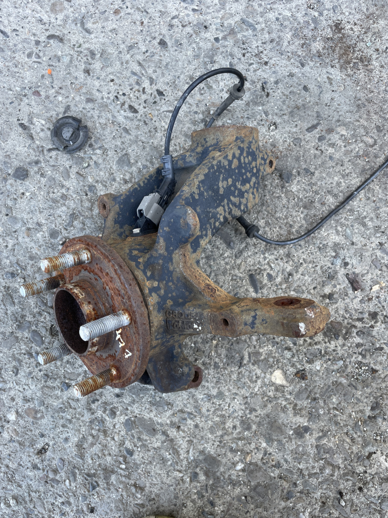 Fuzeta stanga fata Ford Focus 3 1.0 Benzina 2015, -