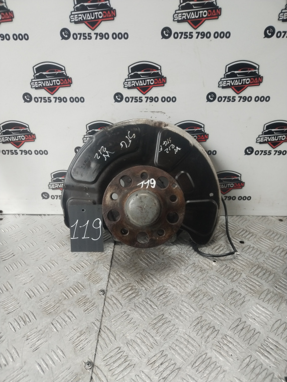 Fuzeta stanga fata Mercedes-Benz E-Class (2009->) [W212] 2.2 Motorina 2014, A2124201144