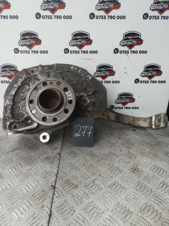 Fuzeta stanga fata Mercedes-Benz E-Class (2016->) [W213] 2.0 Motorina 2017, A0004213520