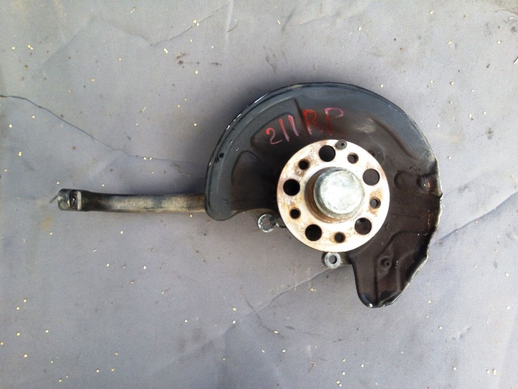 Fuzeta stanga fata Mercedes CLS W219 A2113306420