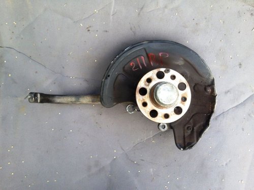 Fuzeta stanga fata Mercedes CLS W219 A2113306420