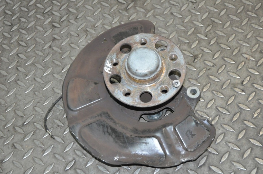 Fuzeta stanga fata Mercedes E CLASS W212 2.2 CDI