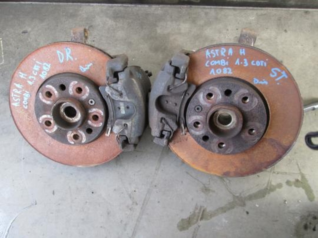 Fuzeta Stanga Fata Opel Astra H 1 7 Cdti Z17dth 101 Cai
