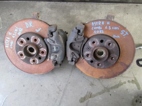 Fuzeta Stanga Fata Opel Astra H 1 7 Cdti Z17dth 101 Cai