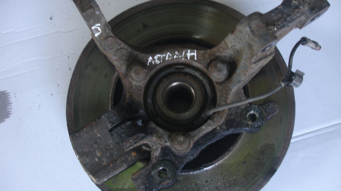 fuzeta stanga fata opel astra h an 2005-2009