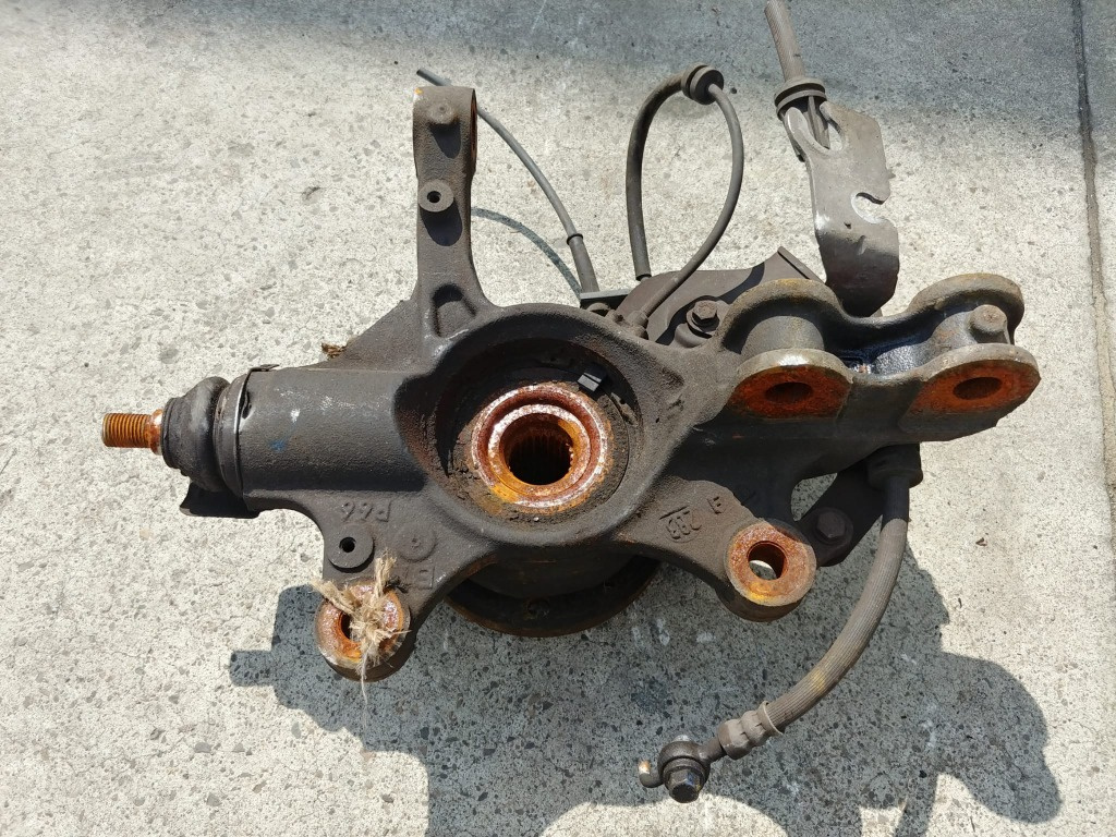 Fuzeta stanga fata opel zafira e life opel vivaro c 98136419