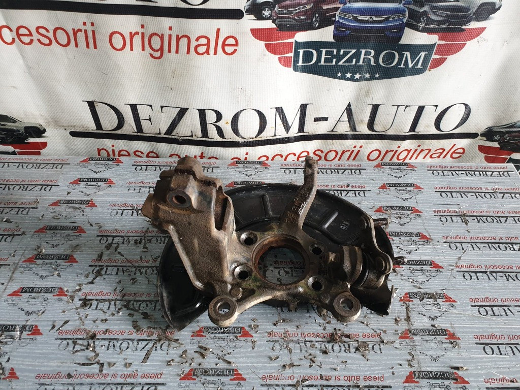 Fuzeta stanga fata originala VW Caddy III 2.0 SDI 70 cai cod piesa : 1K0407255AA
