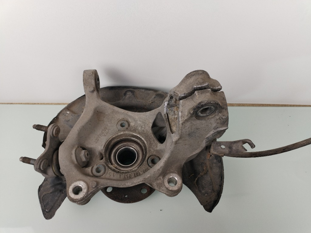 Fuzeta stanga fata Skoda Octavia 3 2.0TDI 5Q0407251A
