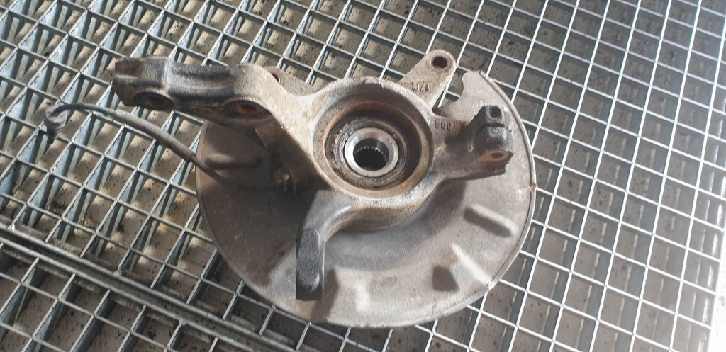 Fuzeta stanga fata suzuki sx4 fiat sedici 1.9 d