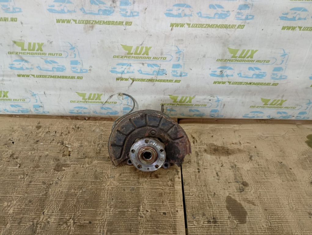 Fuzeta stanga fata Volkswagen VW Golf 5 [2003 - 2009] 2.0 tdi BKD