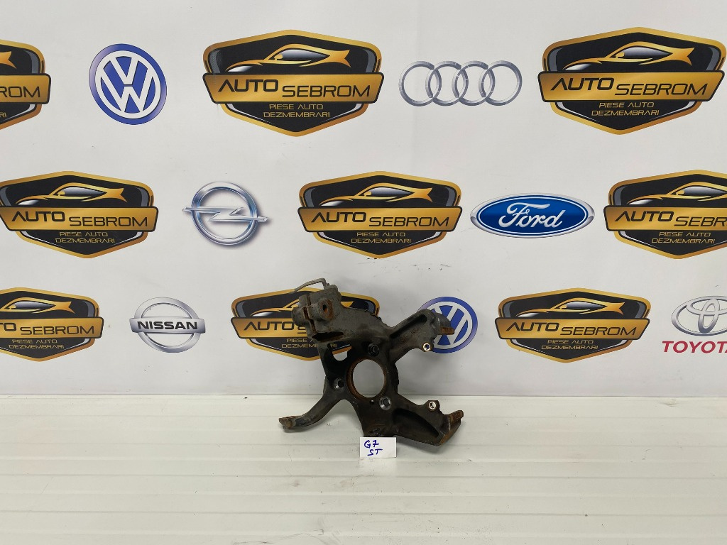 Fuzeta stanga fata VW Golf 7