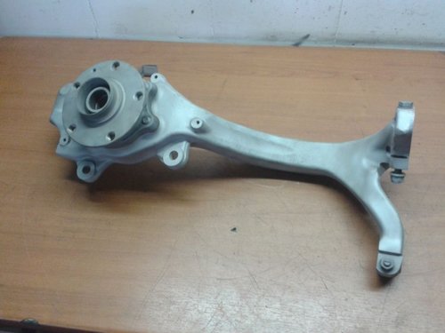 Fuzeta stanga fata vw phaeton 3.6 v6 4motion chna 280 cai cod 4e0407253q 4e0257m