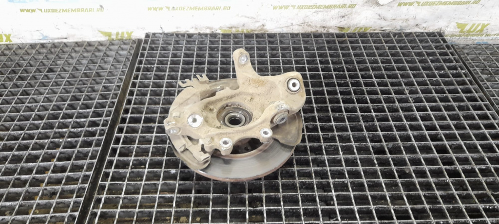 Fuzeta stanga spate 2.2 cdi om651921 Mercedes-Benz C-Class W205/S205/C205 [2014 - 2018] 2.2 cdi om651921