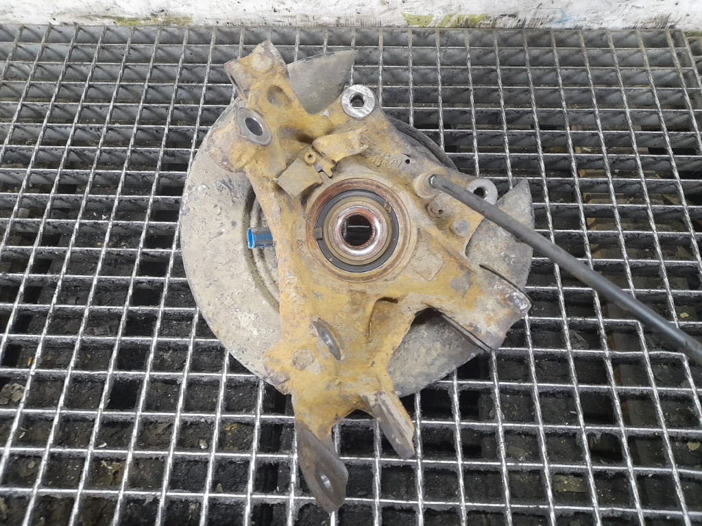 Fuzeta stanga spate 2.5 tdi BAC Volkswagen VW Touareg generatia 1 7L [2002 - 2007] 2.5 tdi BAC