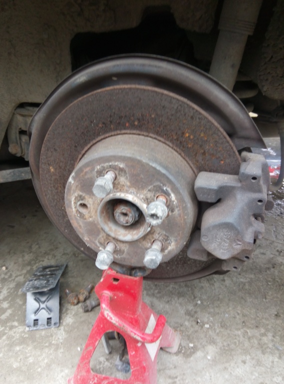 Fuzeta stanga spate Mercedes C CLASS w203