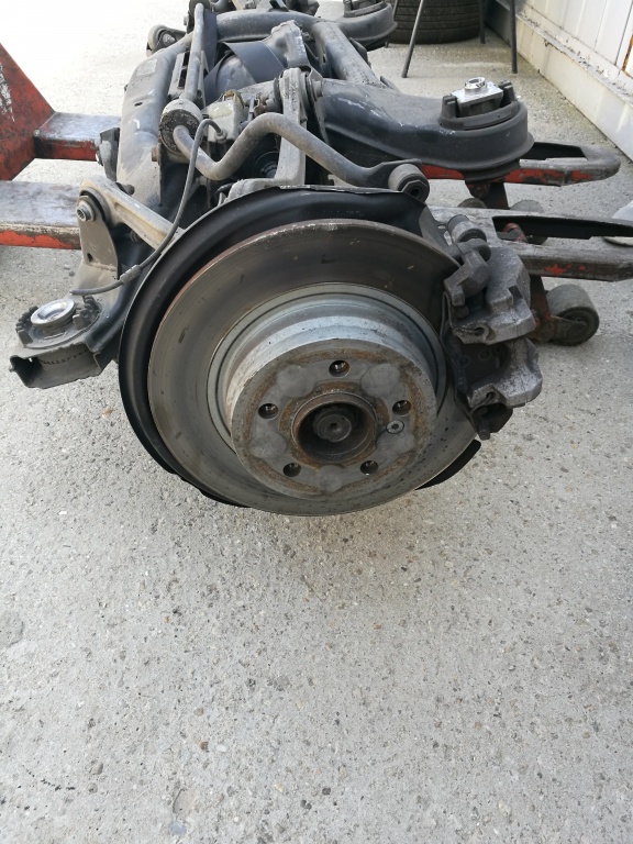 Fuzeta stanga spate mercedes e class coupe w207 c207