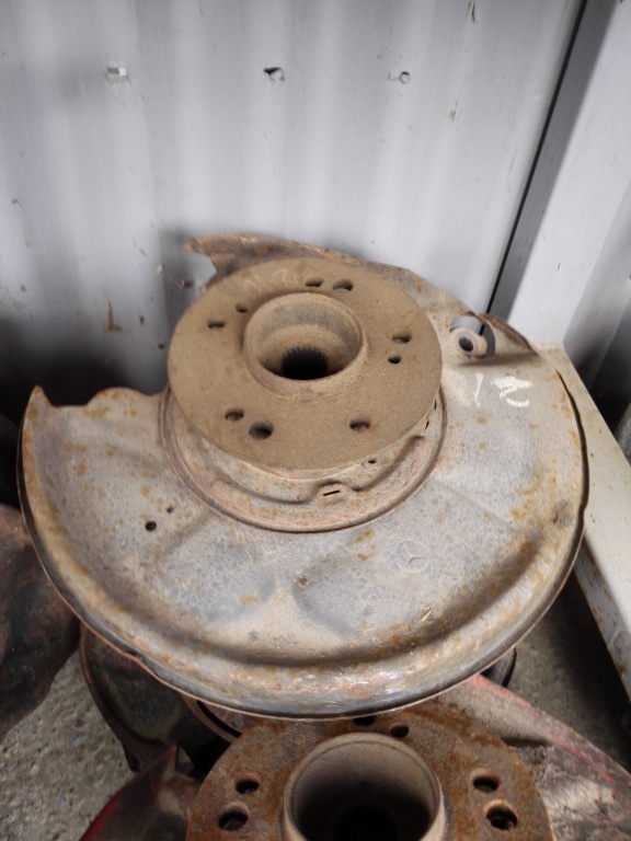 Fuzeta stanga spate Mercedes E class w210