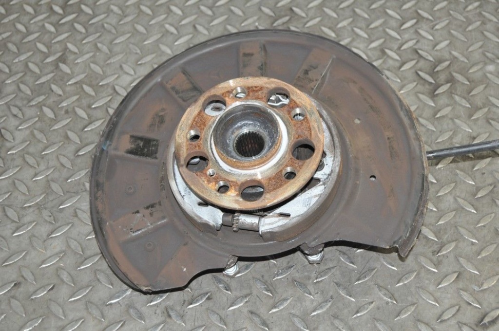 Fuzeta stanga spate Mercedes E CLASS W212 2.2 CDI