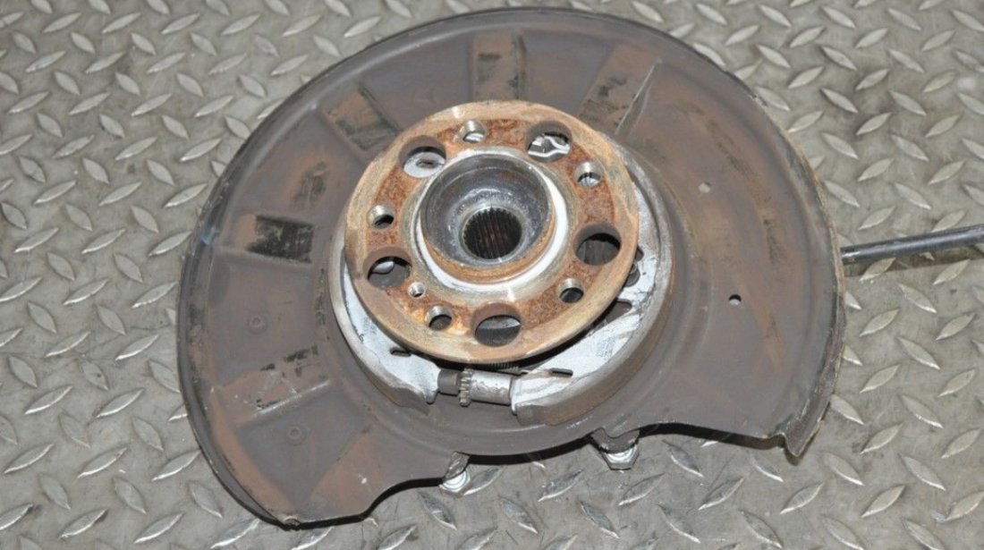 Fuzeta stanga spate Mercedes E CLASS W212 2.2 CDI