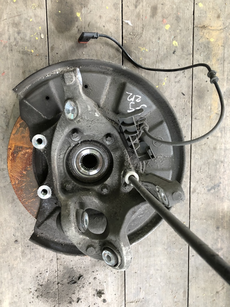 Fuzeta stanga spate Mercedes E Class w212 2009