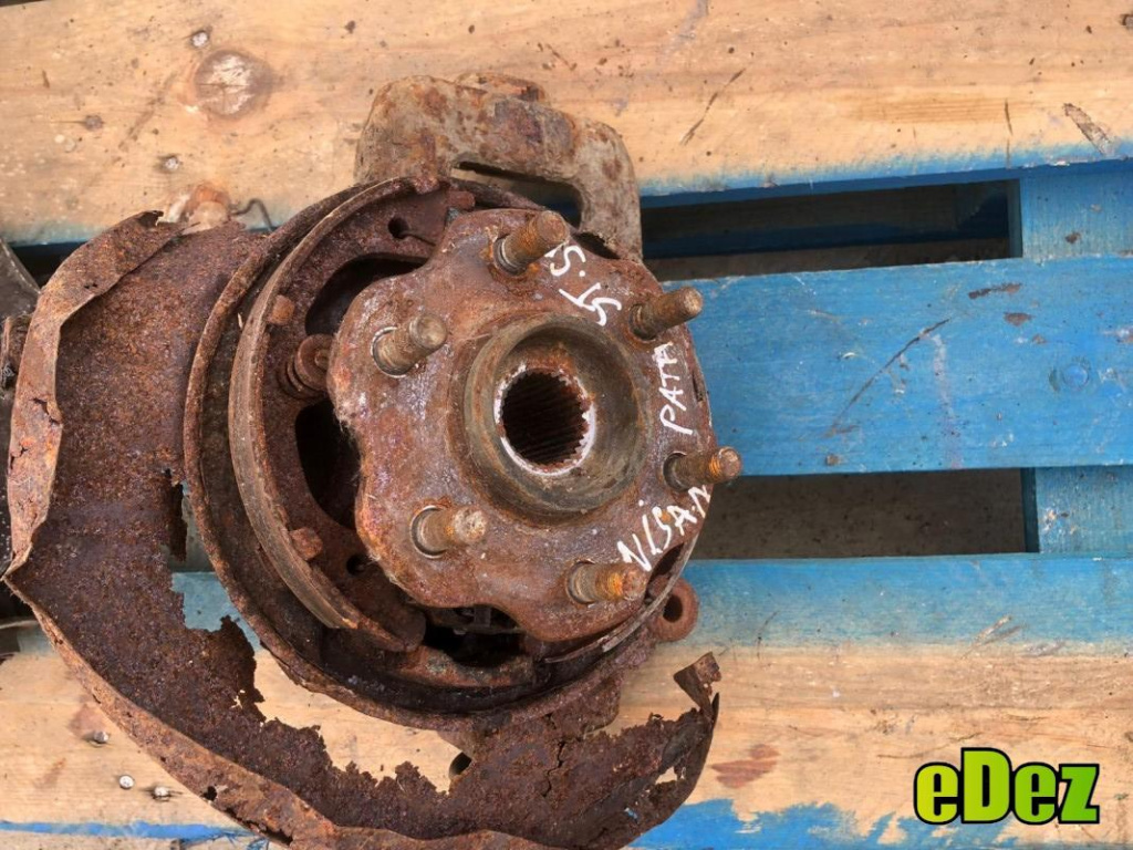 Fuzeta stanga spate Nissan Pathfinder (2005->) 2.5 dci