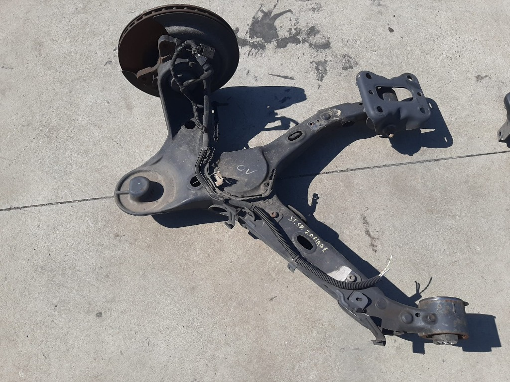 Fuzeta stanga spate opel zafira e life opel vivaro c