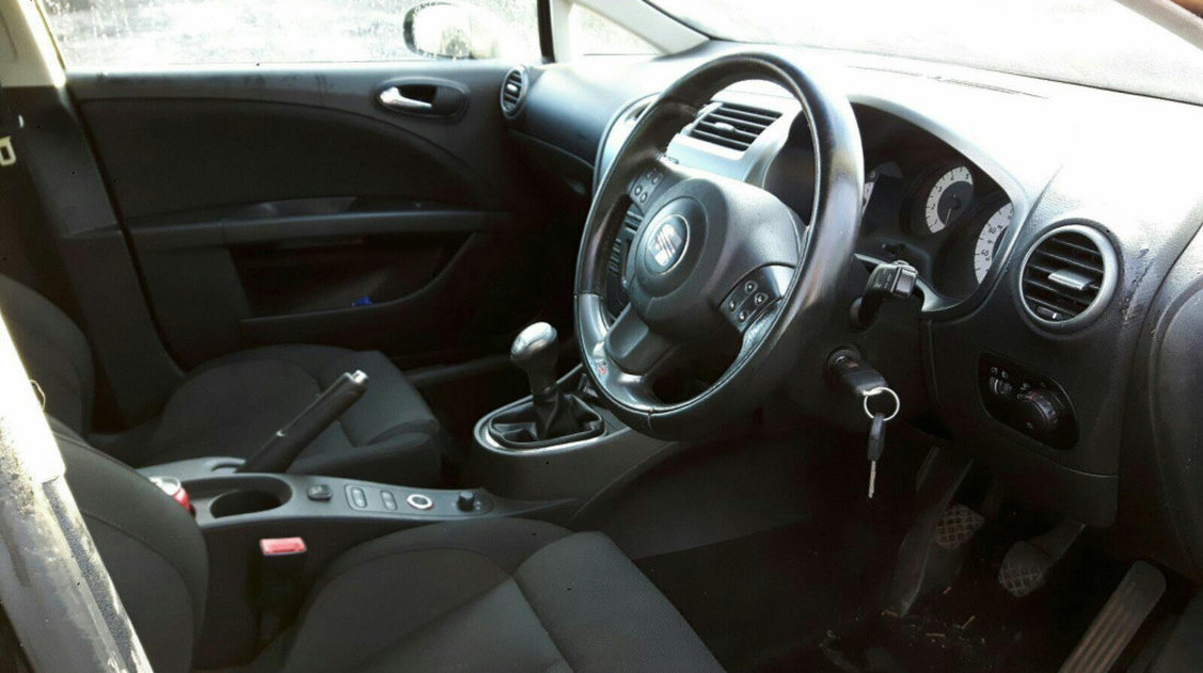 Fuzeta stanga spate Seat Leon 2 2006 hatchback 2.0