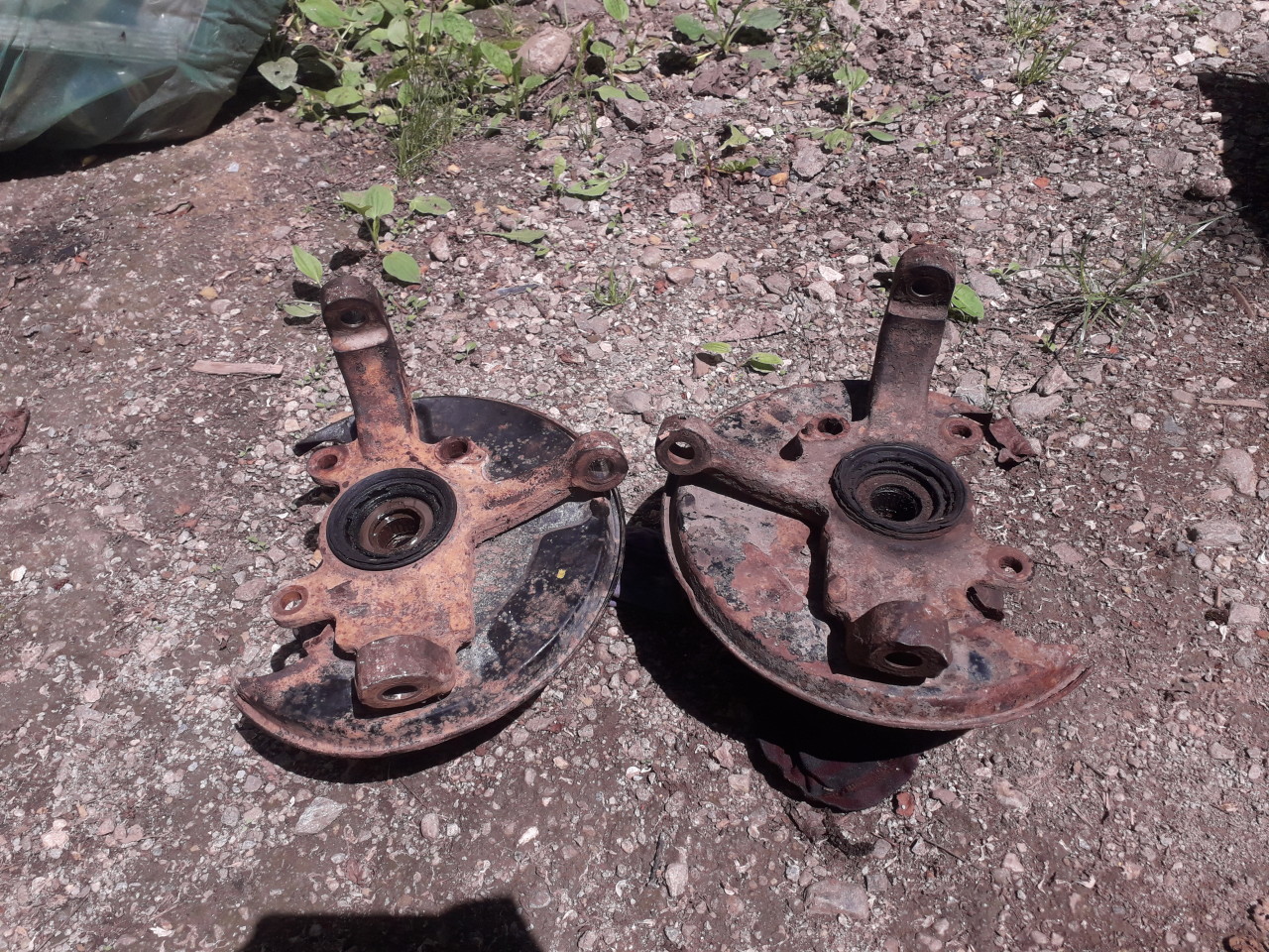 Fuzete fata stanga si dreapta Opel Frontera B 1998 2004