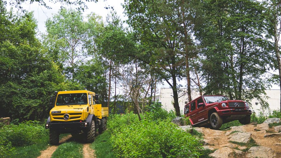 G-Class si Unimog in off-road