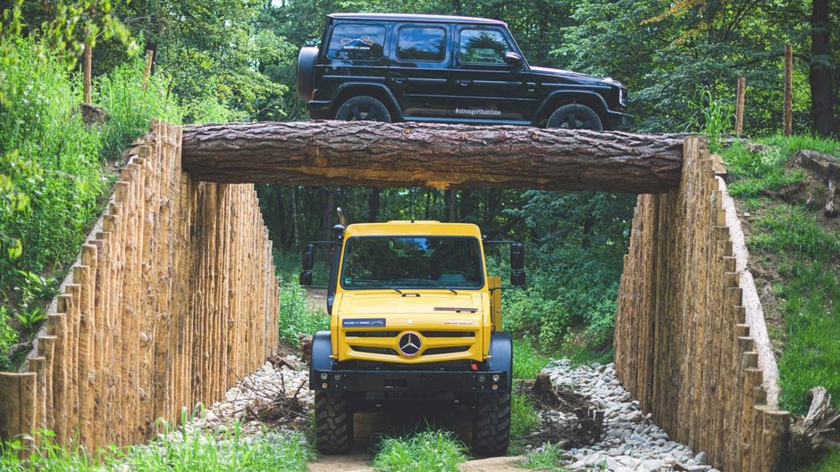 G-Class si Unimog in off-road