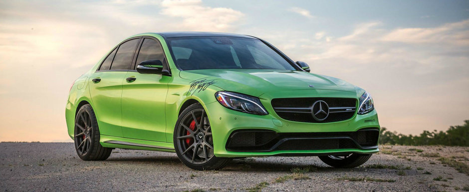 Galben sau rosu am mai vazut, insa nu si verde. Un Mercedes ca ASTA nu o sa intalnesti chiar in fiecare zi Galben sau rosu am mai vazut, insa nu si verde. Un Mercedes ca ASTA nu o sa intalnesti chiar in fiecare zi