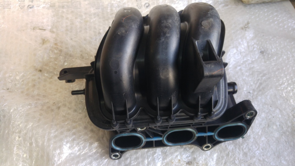 Galerie admisie 1.0 b 1kr b52 toyota yaris