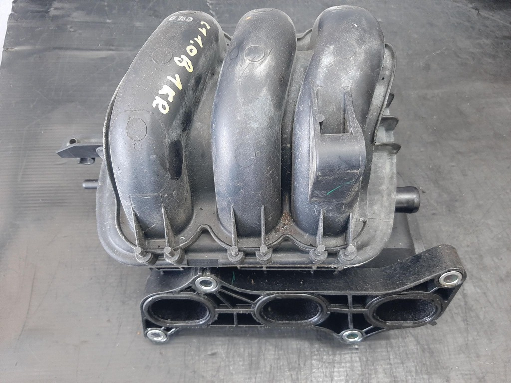 Galerie admisie 1.0 b 1kr citroen c1 peugeot 107 toyota aygo