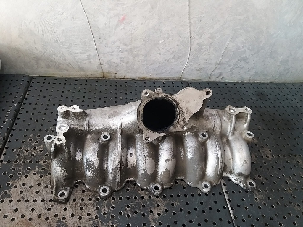 Galerie admisie 2.0 tdi vw golf 5 03g129713