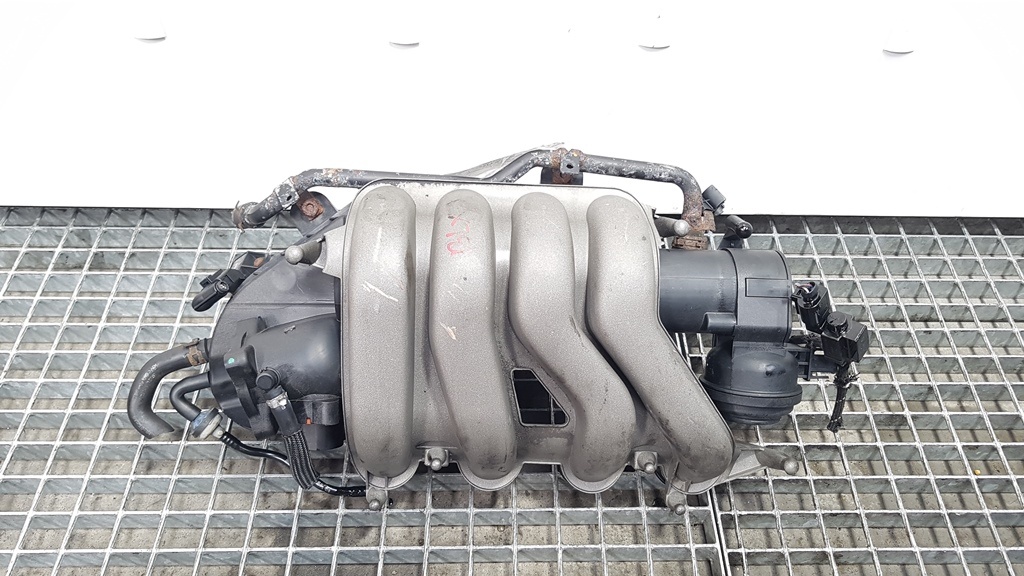 Galerie admisie, Audi A3 (8P1) 2.0 fsi, cod 06F133210K (id:364042)