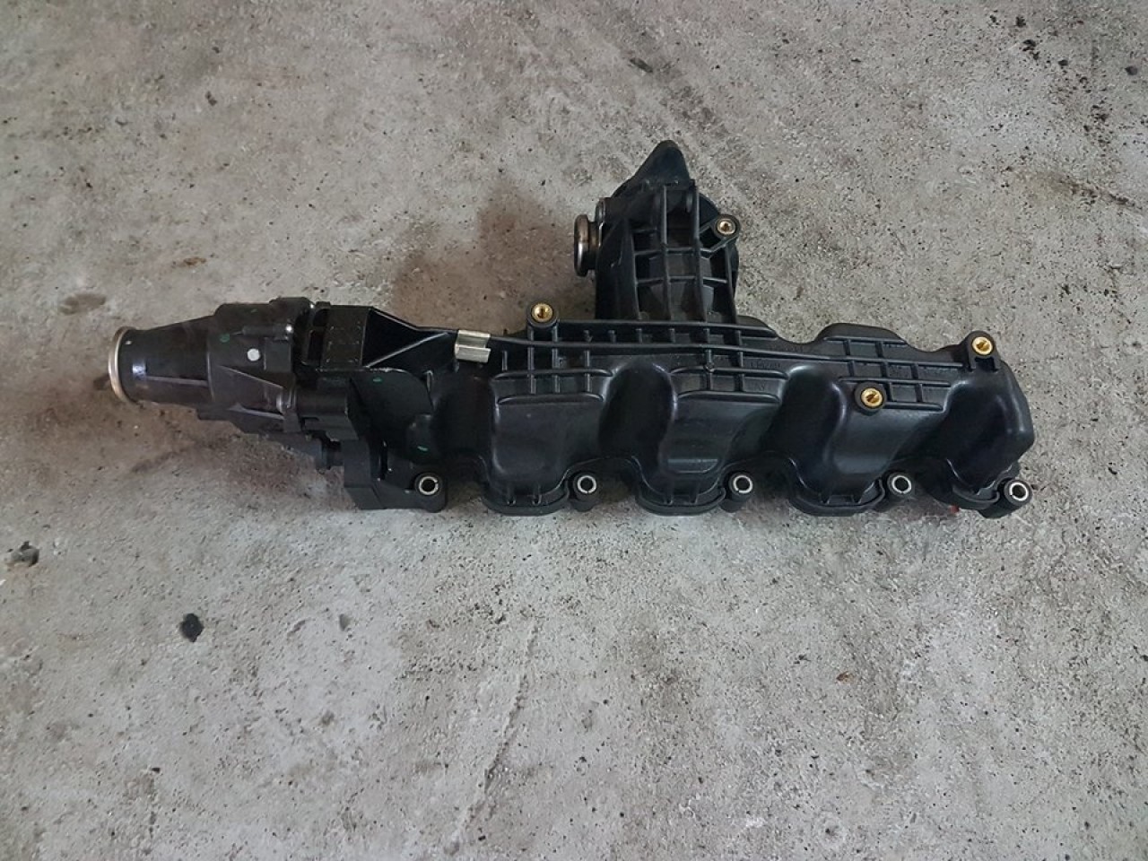 Galerie admisie cu clapete 03l129711aq vw jetta III 1.6 tdi cayb 90 cai