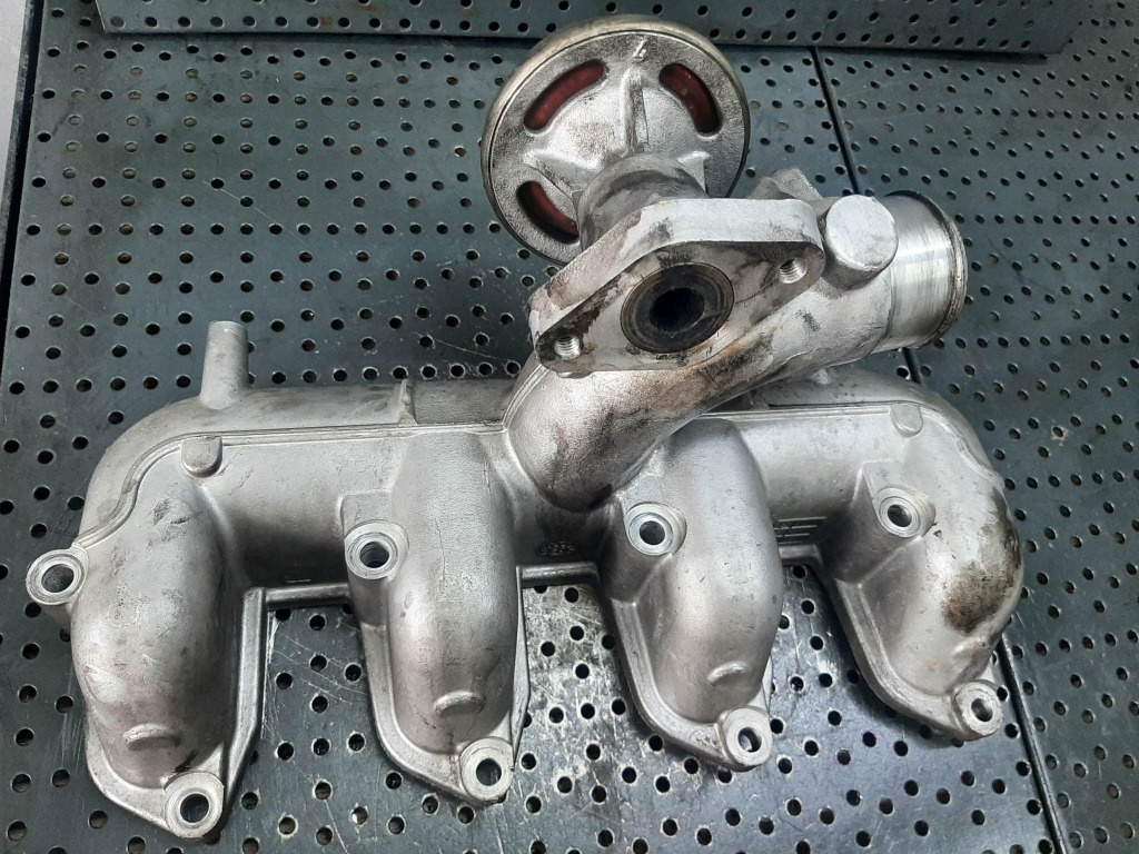 Galerie admisie cu egr ford focus 1 1.8 tdci f9da