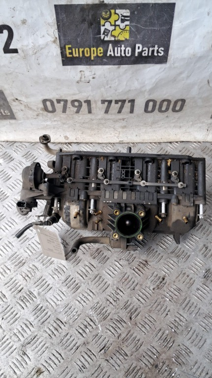 Galerie admisie cu gaz Opel Astra H 1.4 16V Z14XEP an 2007 cod 55559838
