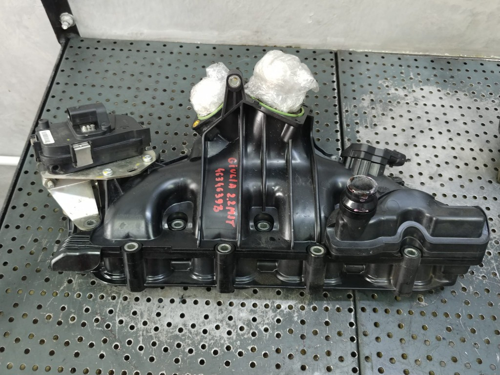 Galerie admisie cu motoras 2.2 d 4634638 alfa romeo giulia stelvio 552812270